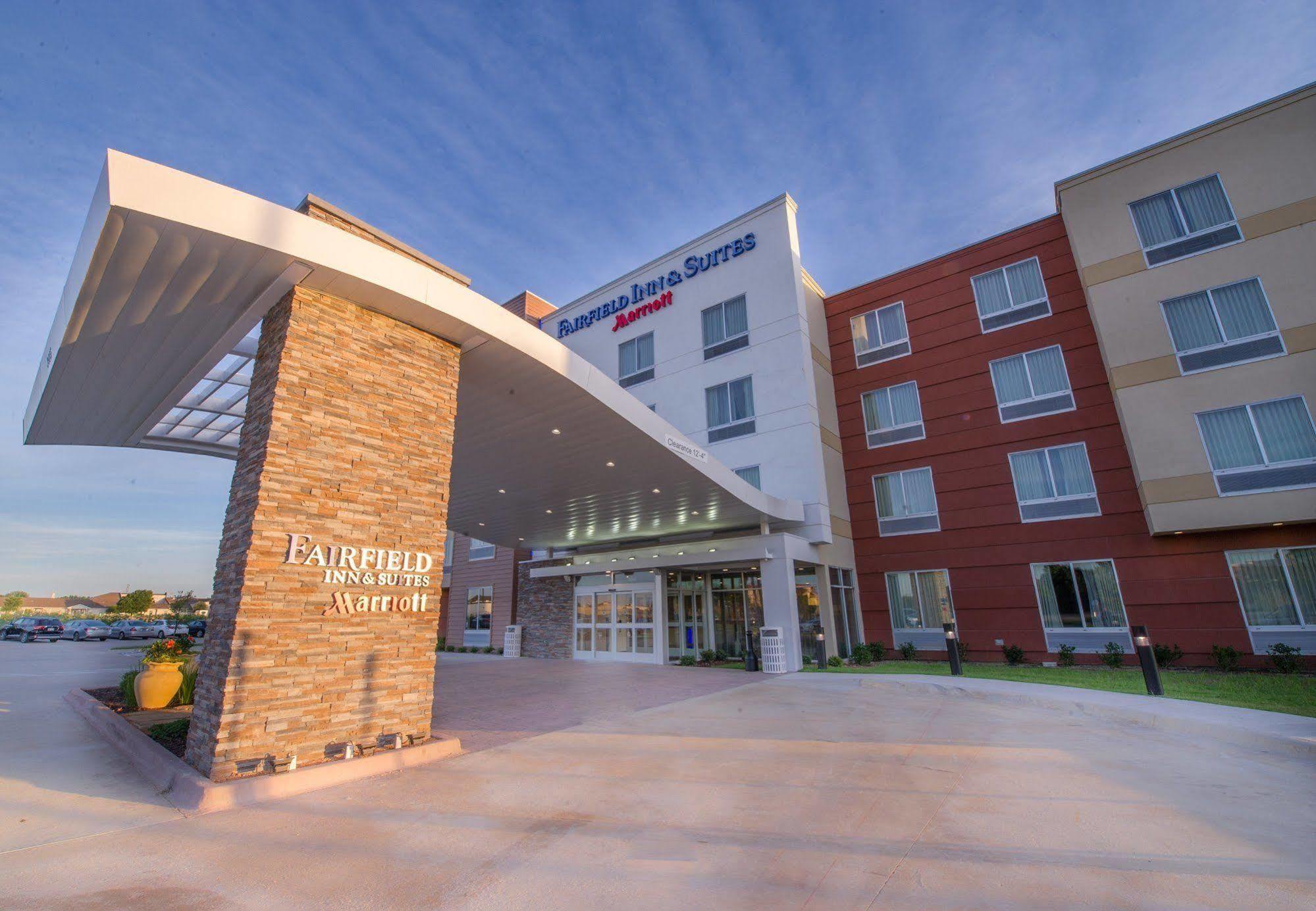 Hotel Fairfield & By Marriott Dallas North Plano
