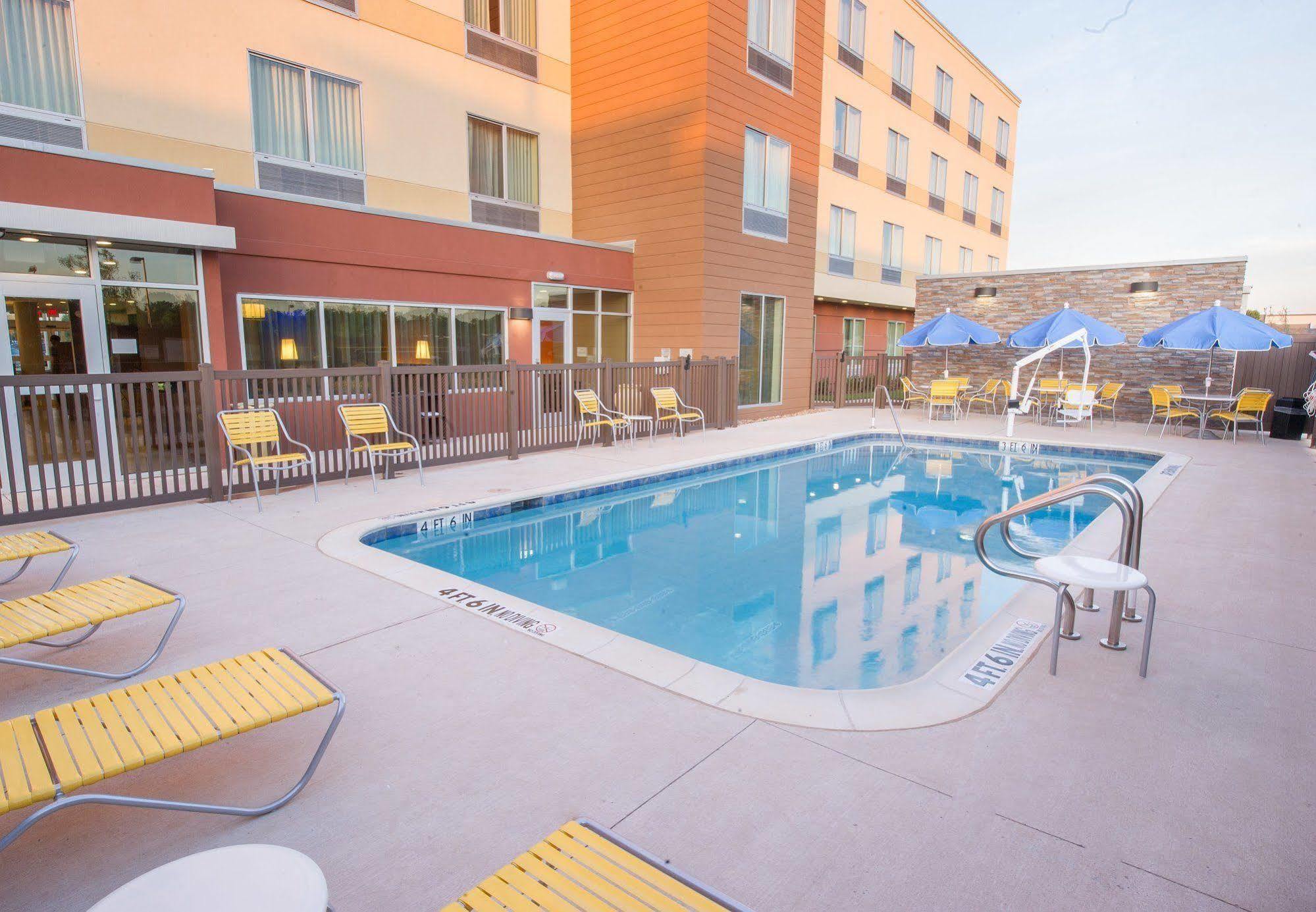 Fairfield & By Marriott Dallas North Hotel Plano